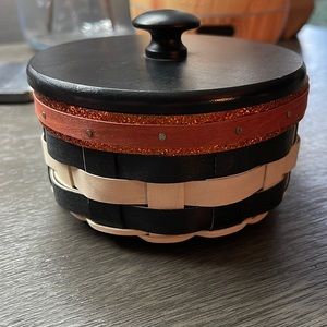 2013 Halloween Longaberger Basket